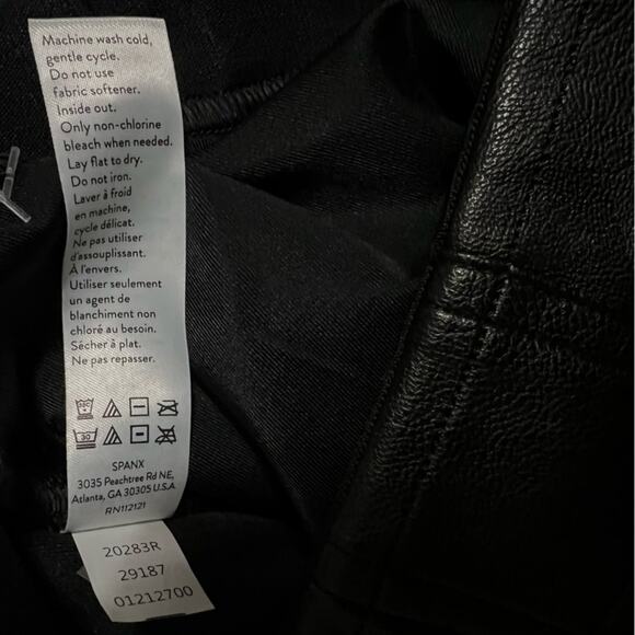 SPANX Black Faux Leather Jogger Pants Size Large - Picture 8 of 8